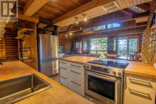 Photo 16: 3701 Starboard Cres in Pender Island: House for sale : MLS®# 962898