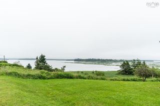 Photo 4: 6632 207 Highway in Grand Desert: 31-Lawrencetown, Lake Echo, Port Residential for sale (Halifax-Dartmouth)  : MLS®# 202322078