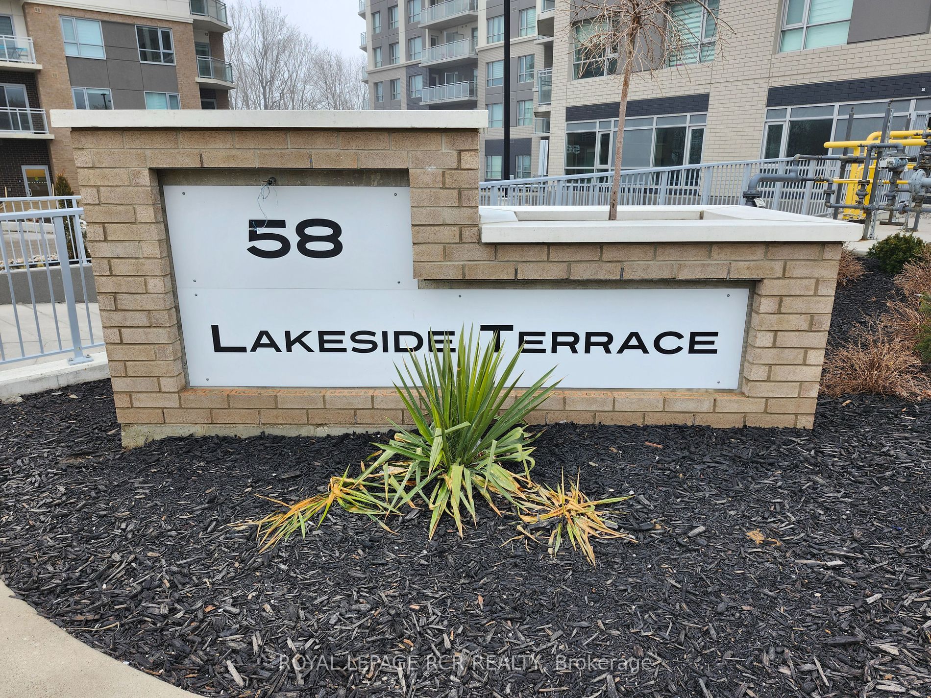 810 58  Lakeside Terrace South, Barrie