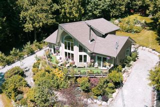 Photo 1: 2596 MILES Road: Roberts Creek House for sale (Sunshine Coast)  : MLS®# R2758772