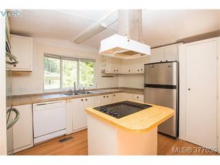 Photo 5: C3 920 Whittaker Rd in MALAHAT: ML Shawnigan Manufactured Home for sale (Malahat & Area)  : MLS®# 758158