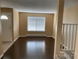 Photo 2: 1 758 Robron Rd in Campbell River: CR Campbell River South Row/Townhouse for sale : MLS®# 876116