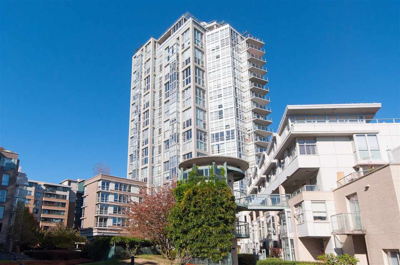 Main Photo: 502 1288 MARINASIDE CRESCENT in Vancouver: Yaletown Condo for sale (Vancouver West)  : MLS®# R2316132