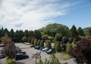 Photo 19: 306 9300 PARKSVILLE Drive in Richmond: Boyd Park Condo for sale in "MASTERS GREEN" : MLS®# R2375535