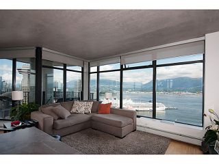 Photo 5: 3810 128 W CORDOVA Street in Vancouver: Downtown VW Condo for sale in "Woodwards W43" (Vancouver West)  : MLS®# V1076978