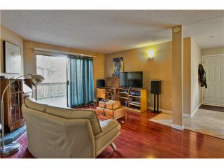 Photo 4: 4 319 HIGHLAND Way in Port Moody: North Shore Pt Moody Townhouse for sale in "HIGHLAND PARK" : MLS®# V1028361