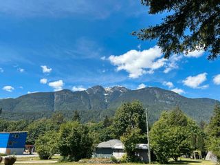 Photo 5: 41935 BIRKEN Road in Squamish: Brackendale House for sale : MLS®# R2784399