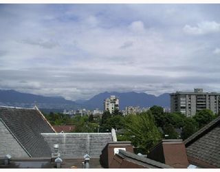 Photo 10: 103 1811 W 16TH Avenue in Vancouver: Kitsilano Condo for sale in "CEDAR MEWS" (Vancouver West)  : MLS®# V656774