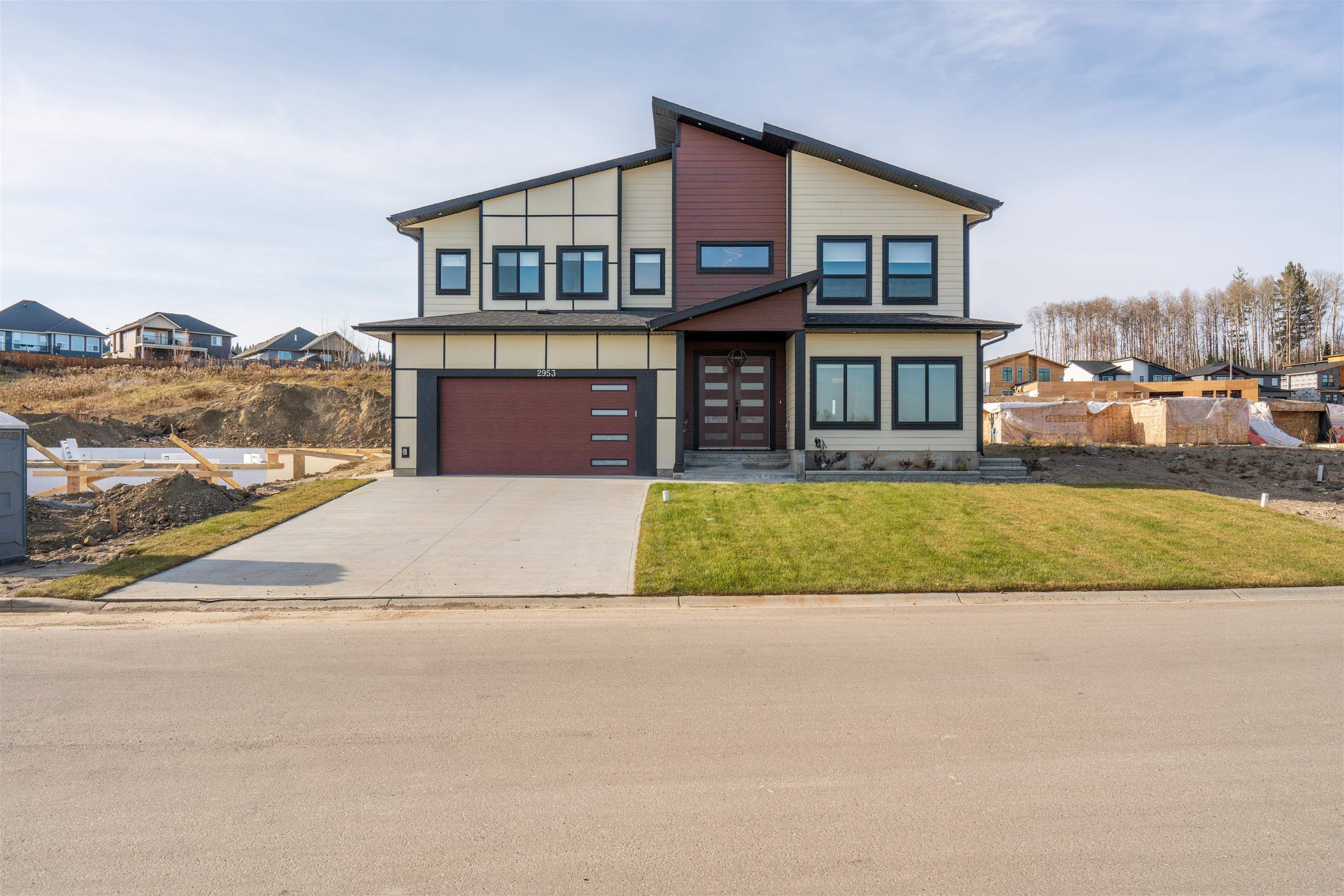 Main Photo: 2953 MUNRO Way in Prince George: University Heights/Tyner Blvd House for sale (PG City South West)  : MLS®# R2828870