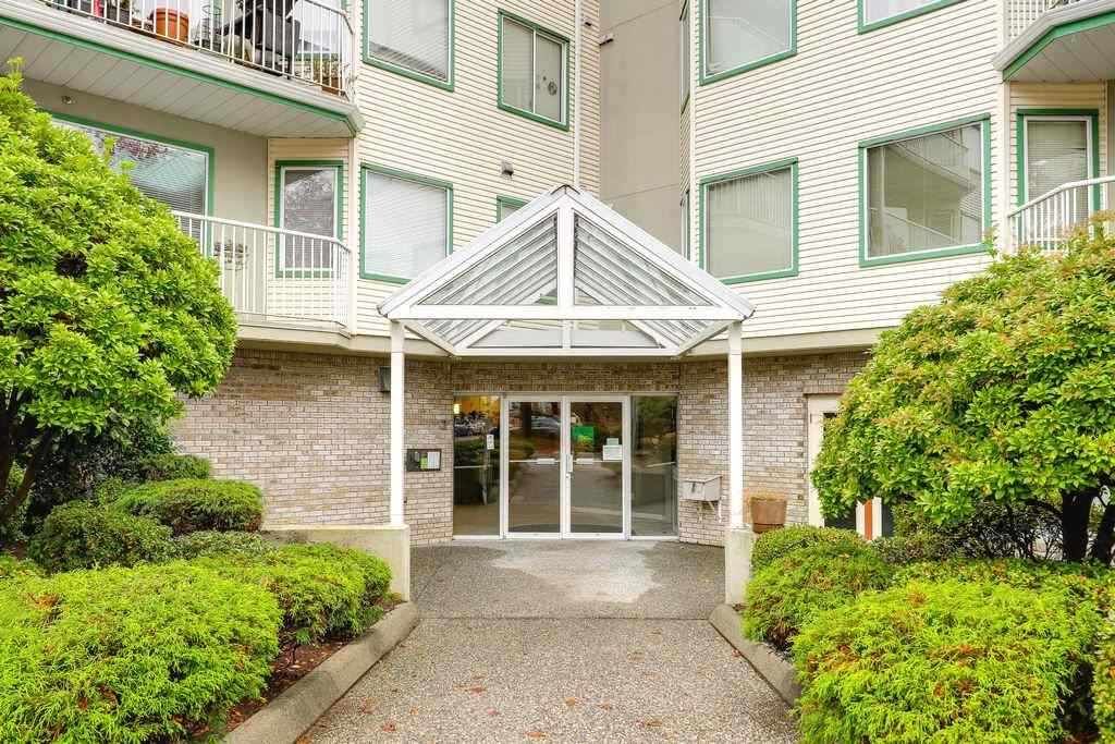 Main Photo: 109 19236 FORD Road in Pitt Meadows: Central Meadows Condo for sale : MLS®# R2336130
