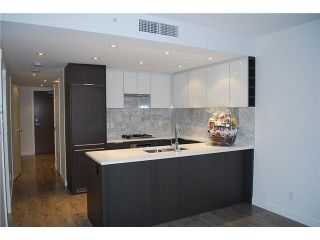 Photo 2: 1208 110 SWITCHMEN Street in Vancouver: Mount Pleasant VE Condo for sale in "LIDO" (Vancouver East)  : MLS®# V1096458
