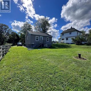 Photo 2: 9 Old Mill Road in Pleasantville: House for sale : MLS®# 202317121