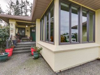 Photo 4: 8531 BANNISTER Drive in Mission: Mission BC House for sale : MLS®# R2789171