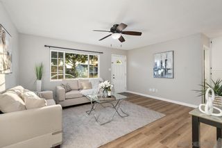 Photo 3: LEMON GROVE House for sale : 3 bedrooms : 817 Sunnyside Ave in San Diego