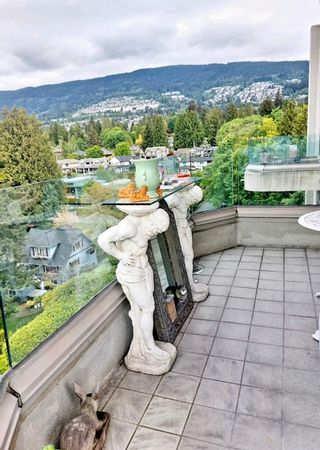 Photo 10: 1001 570 18TH Street in West Vancouver: Ambleside Condo for sale in "The Wentworth" : MLS®# R2731233