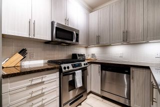 Photo 14: 2 6878 SOUTHPOINT Drive in Burnaby: South Slope Townhouse for sale in "Cortina Townhomes" (Burnaby South)  : MLS®# R2487318