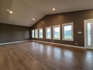 Photo 3: 2170 Ash Lane in Ile Des Chenes: R07 Residential for sale : MLS®# 202026769