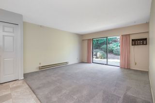Photo 6: 12 32959 GEORGE FERGUSON Way in Abbotsford: Central Abbotsford Condo for sale in "OAKHURST PARK" : MLS®# R2812505