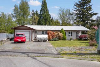 Photo 1: 2237 CRYSTAL Court in Abbotsford: Poplar Manufactured Home for sale : MLS®# R2875581