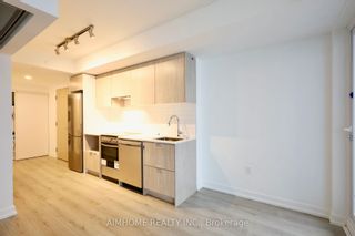 Photo 3: 4311 395 Bloor Street E in Toronto: North St. James Town Condo for lease (Toronto C08)  : MLS®# C8244660