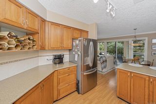 Photo 5: 50 486 Royal Bay Dr in Colwood: Co Royal Bay Row/Townhouse for sale : MLS®# 912998