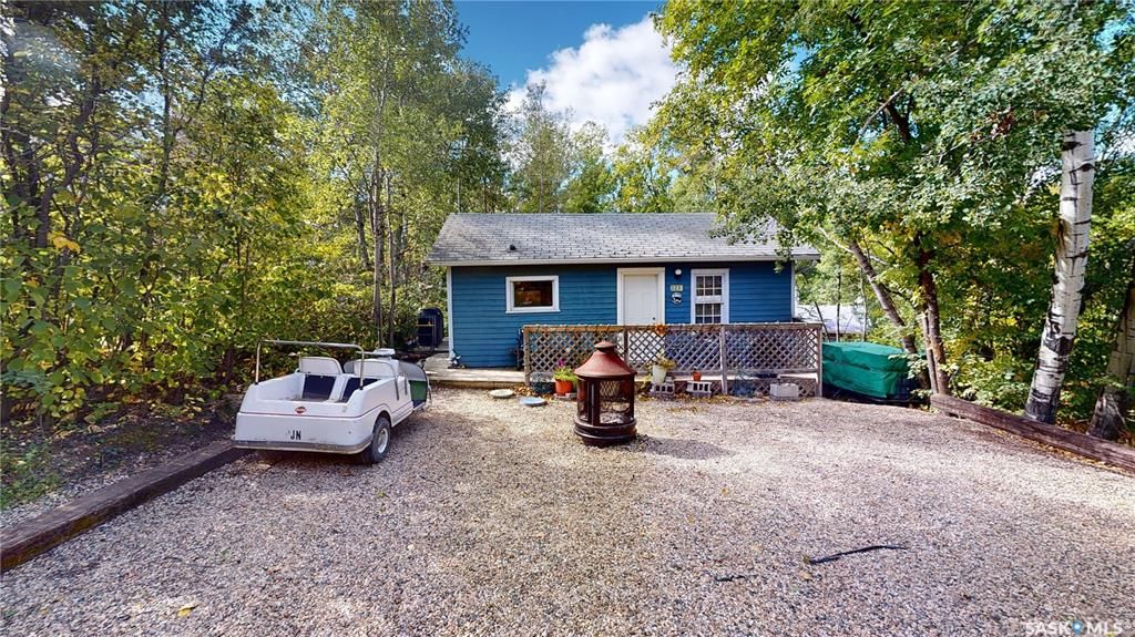 Main Photo: 323 Wayweychapow Drive in White Bear Lake: Residential for sale : MLS®# SK909364
