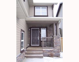 Photo 2: 34 KINGSLAND Place SE: Airdrie Residential Detached Single Family for sale : MLS®# C3407757