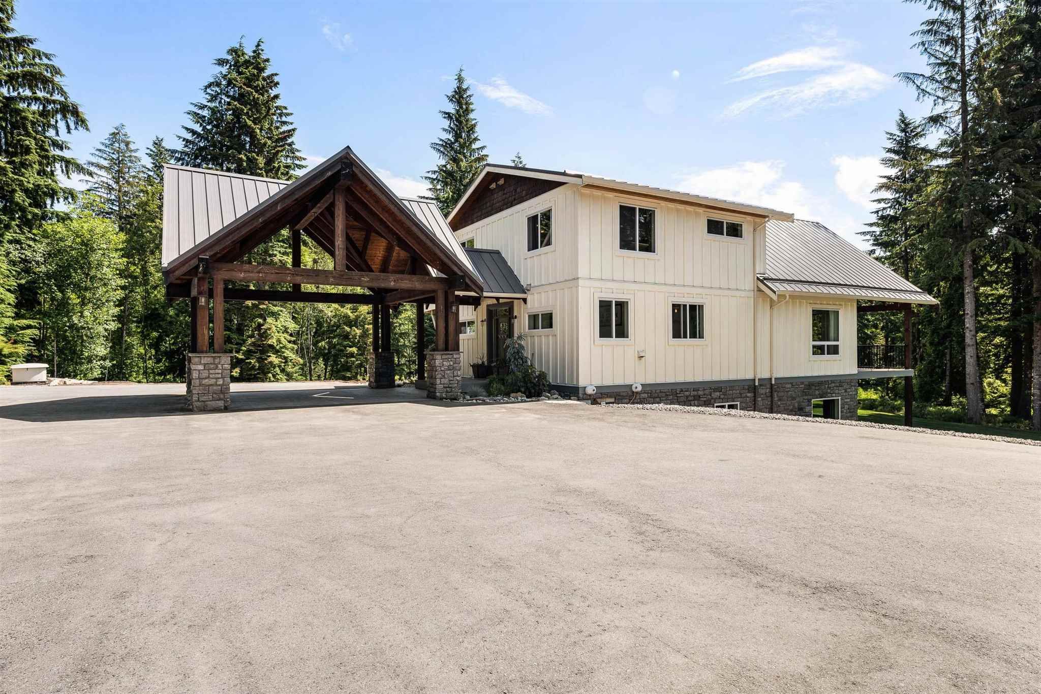 Main Photo: 10062 CHARLONG Terrace in Mission: Mission BC House for sale : MLS®# R2604620
