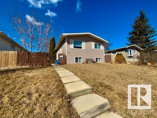 FEATURED LISTING: 124 Cameron Crescent Wetaskiwin