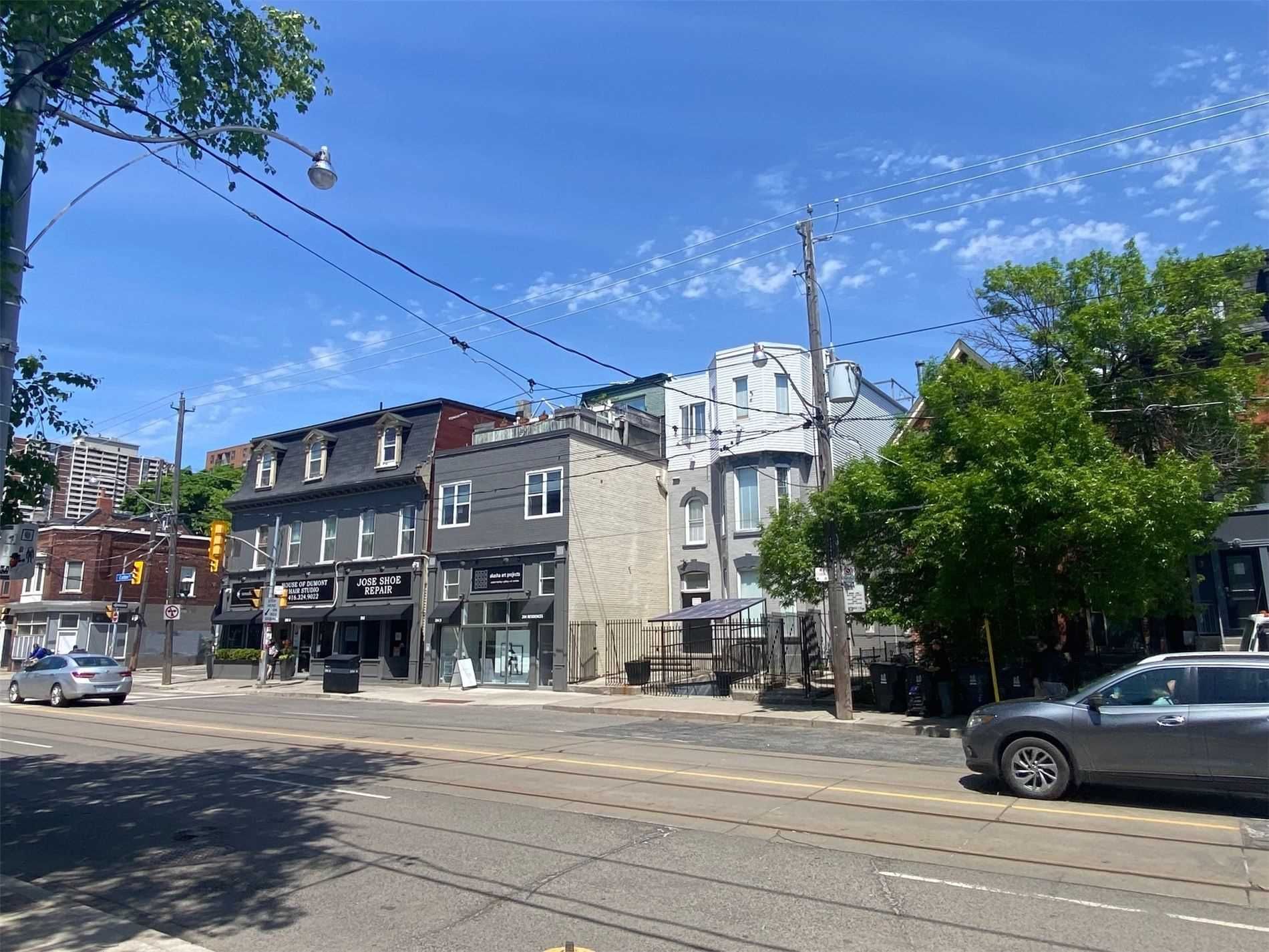 Main Photo: 106 206 Carlton Street in Toronto: Cabbagetown-South St. James Town House (3-Storey) for lease (Toronto C08)  : MLS®# C6032211