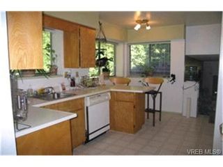 Photo 4:  in VICTORIA: SE Gordon Head House for sale (Saanich East)  : MLS®# 372446
