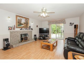 Photo 7: 14277 84A Avenue in Surrey: Bear Creek Green Timbers House for sale : MLS®# R2069001