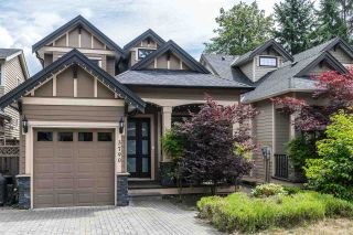 Photo 1: 3790 HOSKINS Road in North Vancouver: Lynn Valley House for sale : MLS®# R2187561