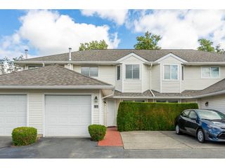 Photo 1: 64 21928 48 AVE Avenue in Langley: Murrayville Townhouse for sale in "Murrayville Glen" : MLS®# R2460485