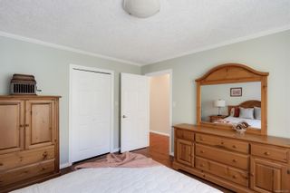 Photo 35: 960 Arundel Dr in Saanich: SW Portage Inlet House for sale (Saanich West)  : MLS®# 957282