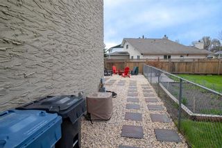 Photo 24: 131 Callum Crescent in Winnipeg: Residential for sale (3F)  : MLS®# 202211742
