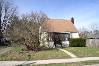 Photo 3: 2 Amanda Street: Orangeville House (1 1/2 Storey) for sale : MLS®# W3761142