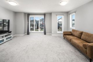 Photo 5: 329 Walgrove Way SE in Calgary: Walden Detached for sale : MLS®# A2046915