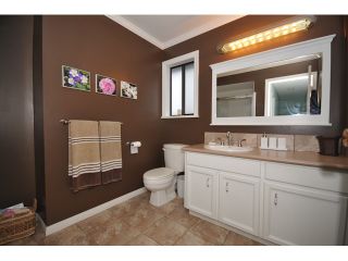 Photo 17: 10351 HOGARTH Place in Richmond: Woodwards House for sale in "WOODWARDS" : MLS®# V881151