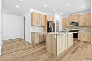 Photo 2: 4804 Kaufman Avenue East in Regina: Eastbrook Residential for sale : MLS®# SK919531