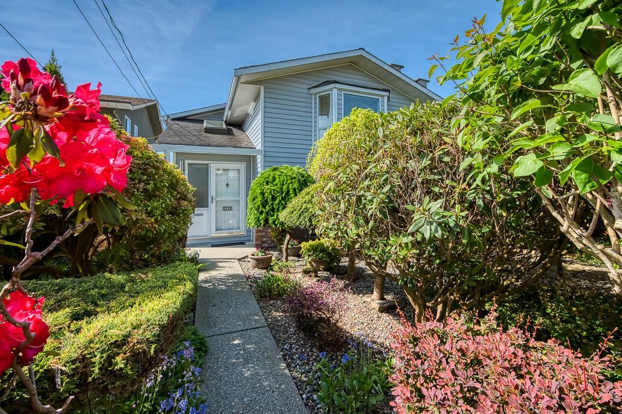 Main Photo: 6166 CLINTON Street in Burnaby: South Slope House for sale (Burnaby South)  : MLS®# R2778104