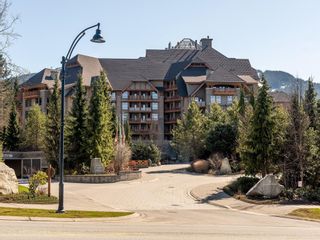 Photo 3: 639 4591 BLACKCOMB Way in Whistler: Benchlands Condo for sale in "Four Seasons Resort Whistler" : MLS®# R2695246