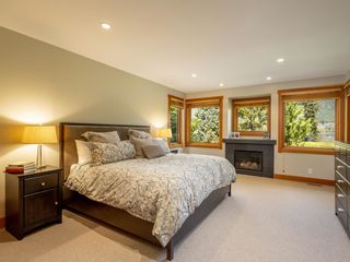 Photo 13: 8061 NICKLAUS NORTH Boulevard in Whistler: Green Lake Estates House for sale in "Green Lake Estates" : MLS®# R2879078
