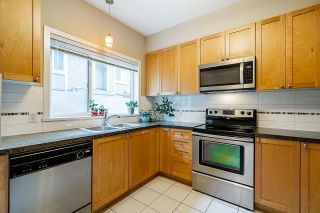 Photo 8: 12 621 LANGSIDE Avenue in Coquitlam: Coquitlam West Townhouse for sale : MLS®# R2877809