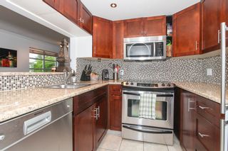 Photo 1: 101 1082 W 8th Avenue in LA GALLERIA: Home for sale : MLS®# V1122456