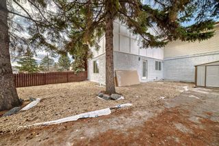 Photo 2: 4320 4A Avenue SE in Calgary: Forest Heights Row/Townhouse for sale : MLS®# A2129678