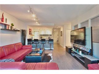 Photo 2: 905 788 HAMILTON Street in Vancouver: Downtown VW Condo for sale (Vancouver West)  : MLS®# V1053998