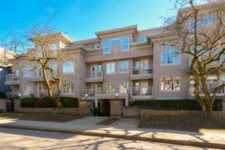Main Photo: 401 2490 W 2ND Avenue in Vancouver: Kitsilano Condo for sale in "TRINITY PLACE" (Vancouver West)  : MLS®# R2860530