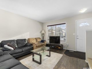 Photo 5: 33 135 Keedwell Street in Saskatoon: Willowgrove Residential for sale : MLS®# SK958656