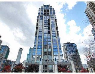 Photo 1: 408 1238 RICHARDS Street in Vancouver: Downtown VW Condo for sale in "METROPOLIS - TOWER OF SWEETNESS" (Vancouver West)  : MLS®# V878893